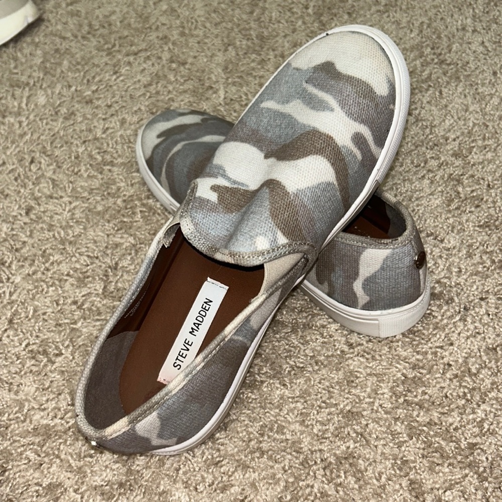 Steve Madden Loafers